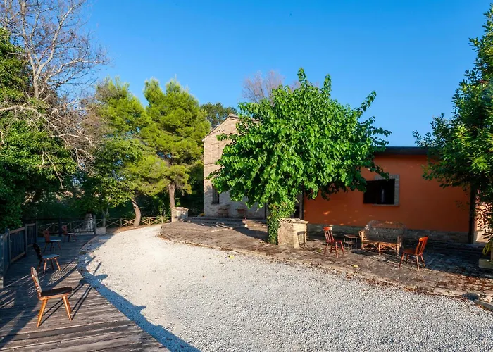 Lovely In בית נופש